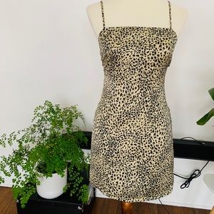 Revolve leopard 🐆 printed dress size XXS